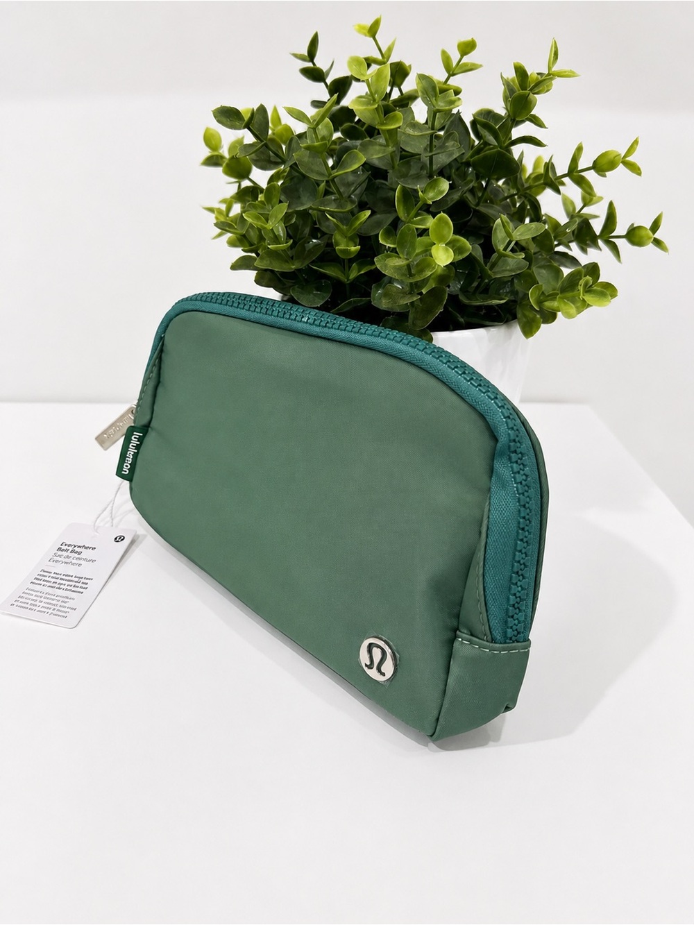 lululemon athletica Everywhere Belt Bag